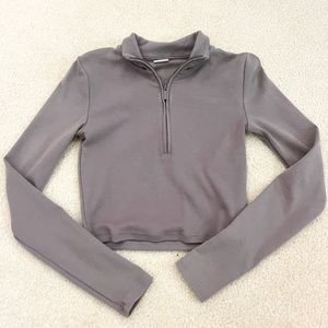 long sleeve cropped aritzia zip up